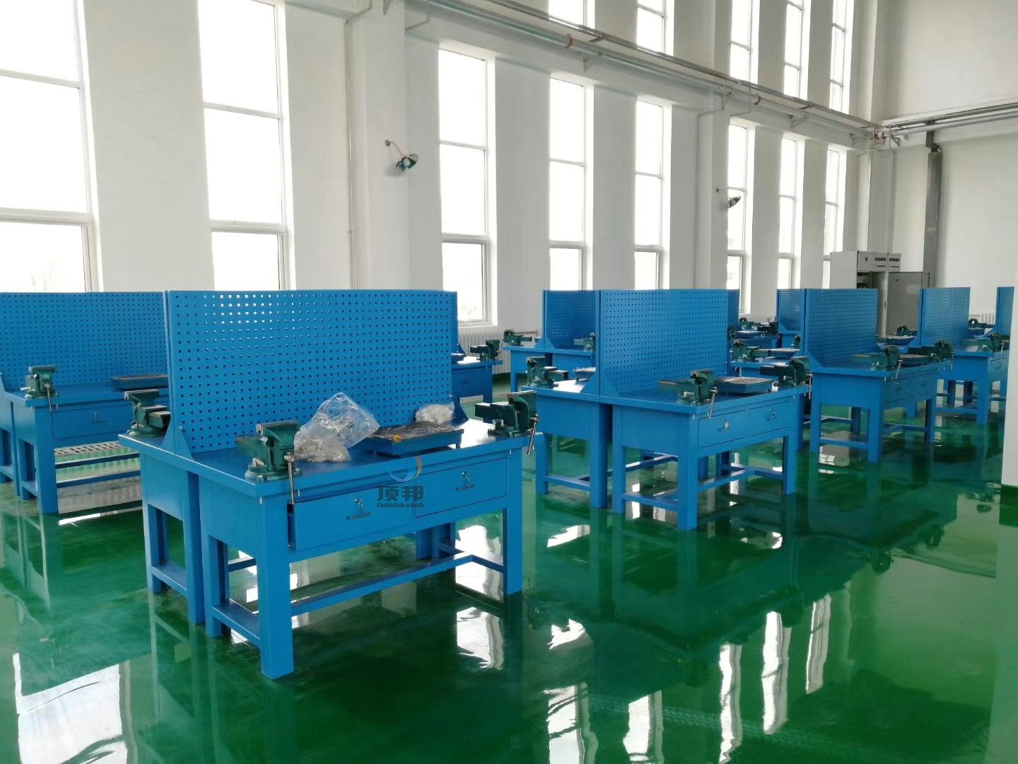 �Q�������_